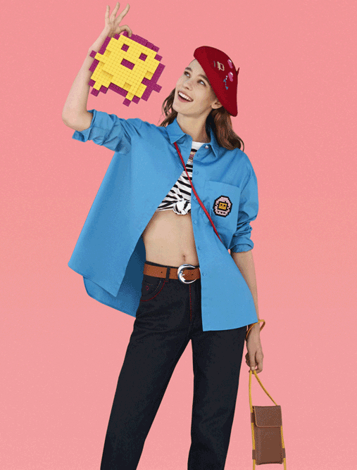 Tamagotchi logo-patch cotton shirt  - turquosie - MAX&Co.